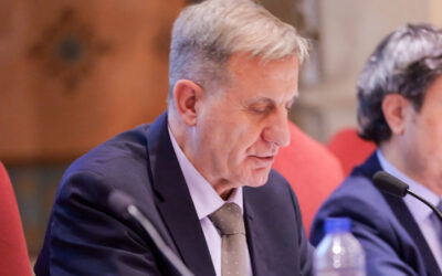 La palabra que transfigura: el mensaje de Luis Casasús en el XLV Premio Mundial Fernando Rielo