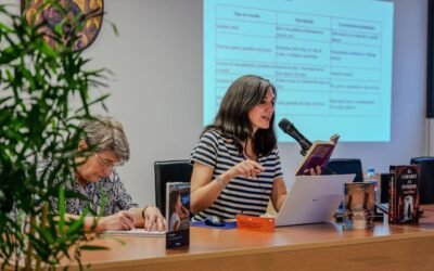 Izara Batres reflexiona en Zaragoza sobre el carácter purificativo de la poesía mística